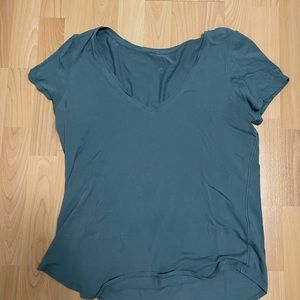 Lululemon v-neck T-shirt